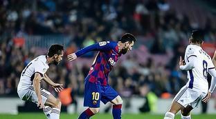 法国队在比 法国队在比